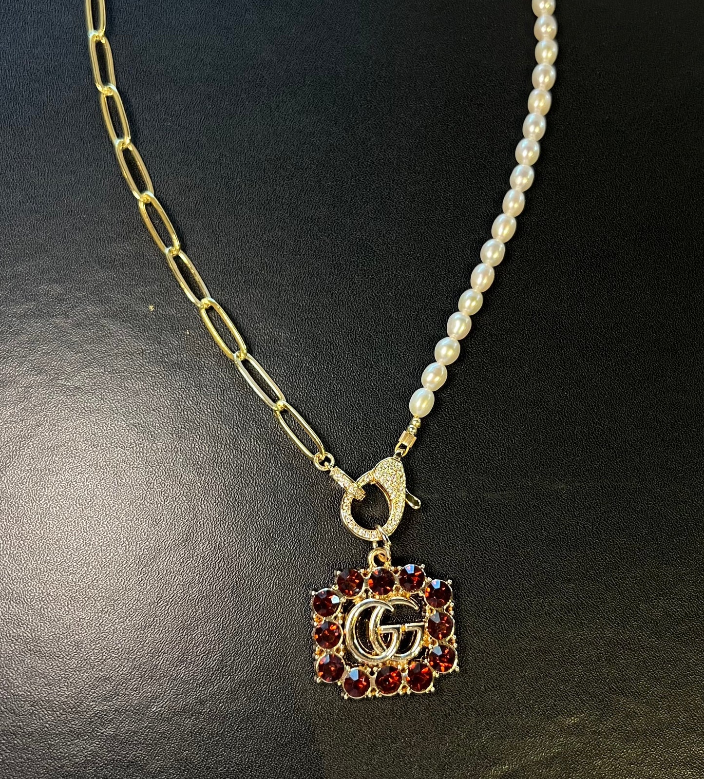 Half Pearl Gucci Clasp Necklace