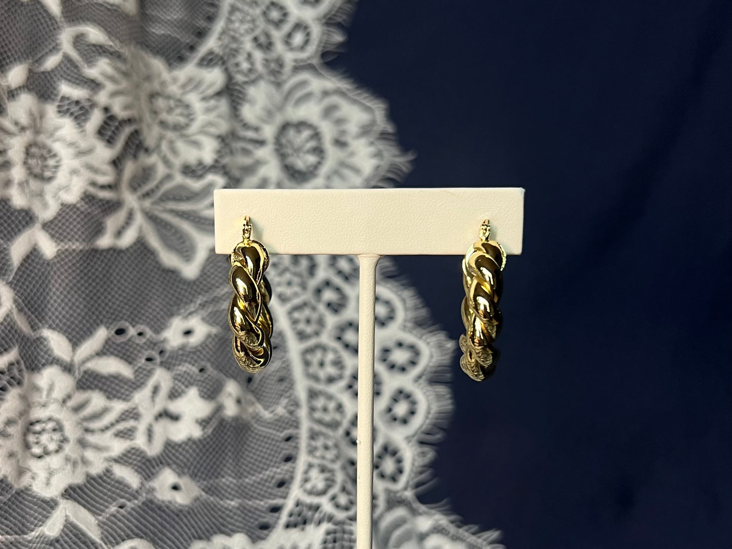 Twisted Gold Hoop Earrings | Waterproof and Non-Tarnish