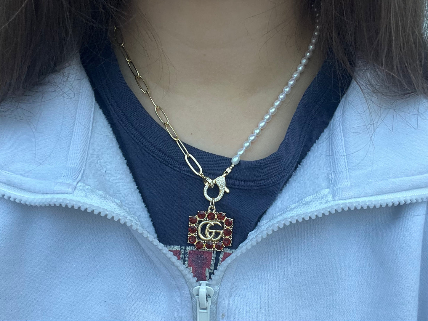 Half Pearl Gucci Clasp Necklace