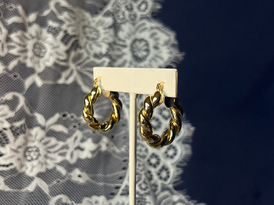 Twisted Gold Hoop Earrings | Waterproof and Non-Tarnish