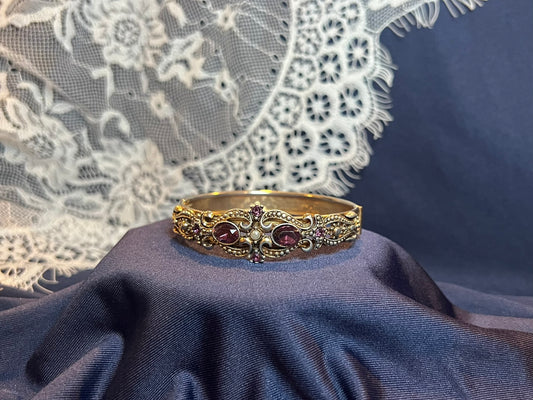 Vintage Gold Tone Amethyst Bracelet